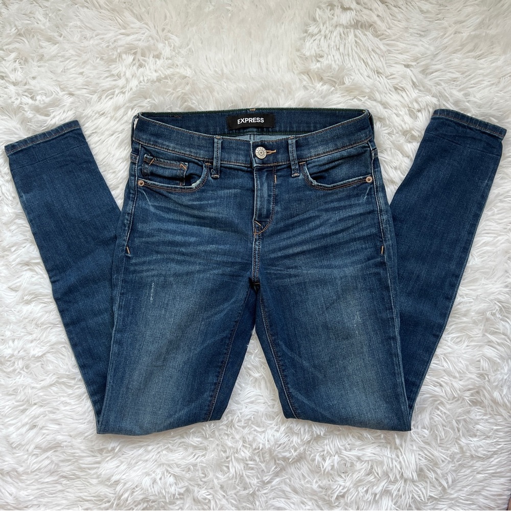Express Stretch Skinny Jeans